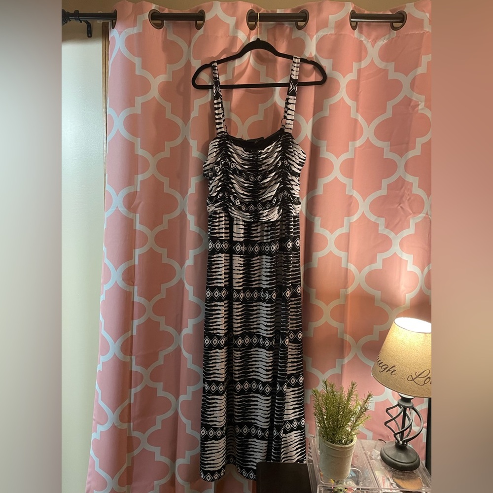 Size 18-20 Lane Bryant Black and White Maxi Floor Length Dress